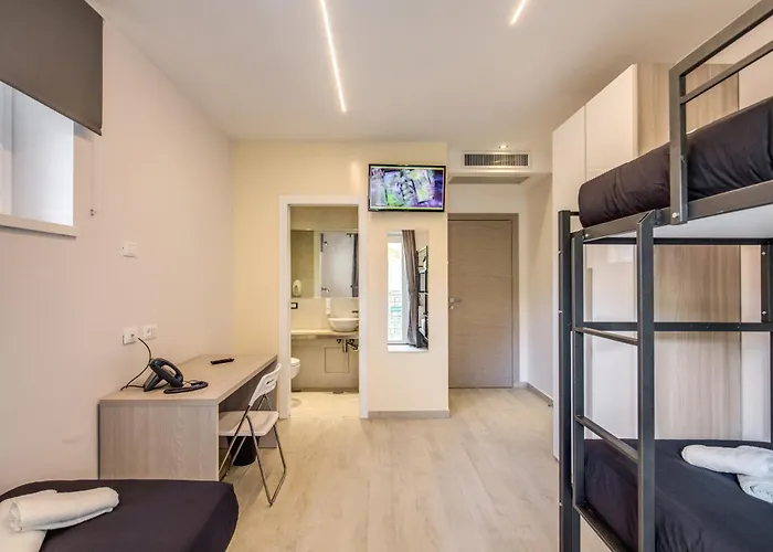 Pensionat The Bricks 4*